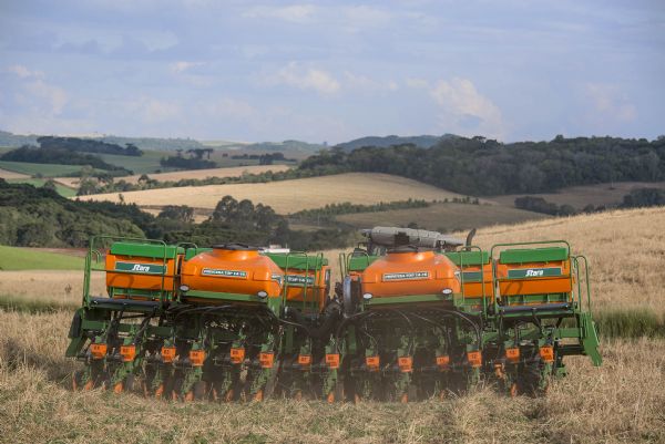 Plantadeira Princesa da Stara &eacute; aprovada por produtor rural em Boa Ventura do S&atilde;o Roque