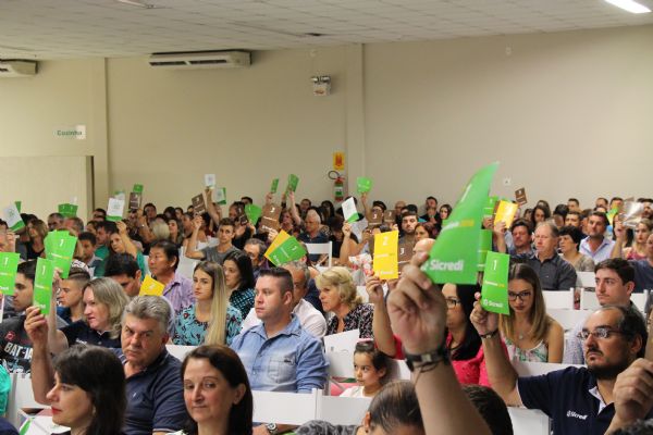 Sicredi Planalto das Águas encerra per&iacute;odo de Assembleias 2018 com cerca de 3 mil participantes