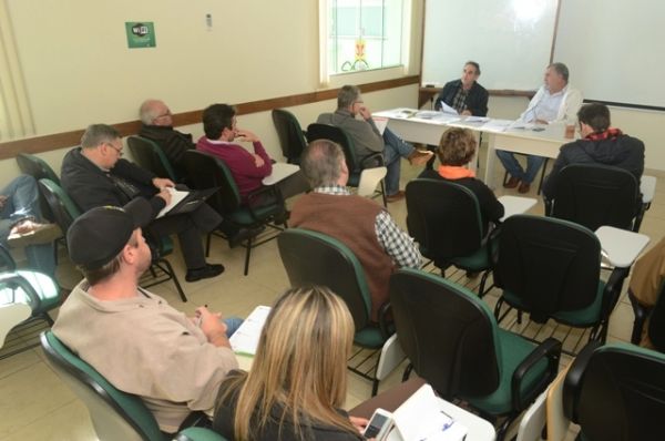 Áreas rurais: reuni&atilde;o define VTN 2018 para Guarapuava