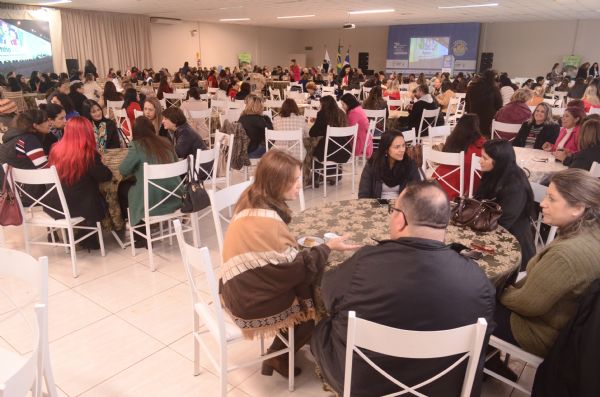 Semin&aacute;rio Agrinho debate metodologia do programa 