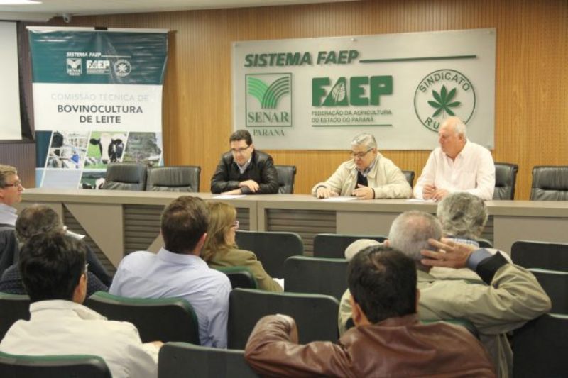 Representante do Sindicato Rural participa de reunião da Comissão Técnica de Bovinocultura de Leite da FAEP