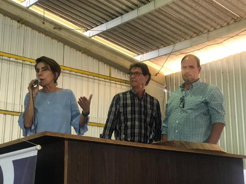 Botelho recebe homenagem no Leilão de Criadores, em Ponta Grossa/PR