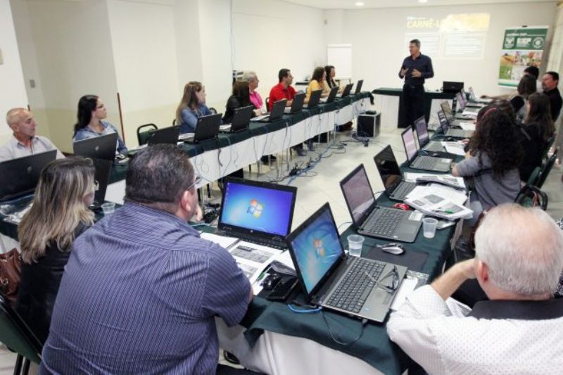 SENAR-PR promove seminário sobre Tributação Previdenciária Rural