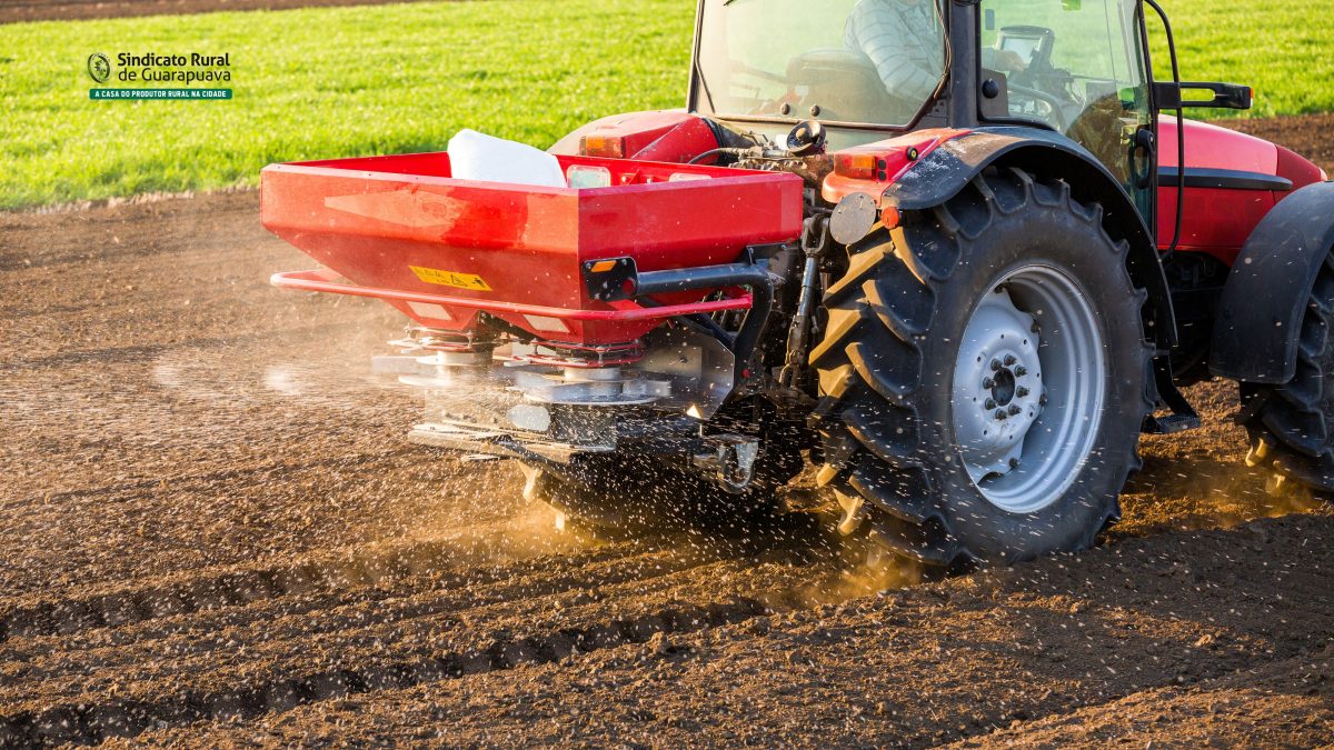 De que forma o cenário internacional atual pode afetar a compra de fertilizantes?