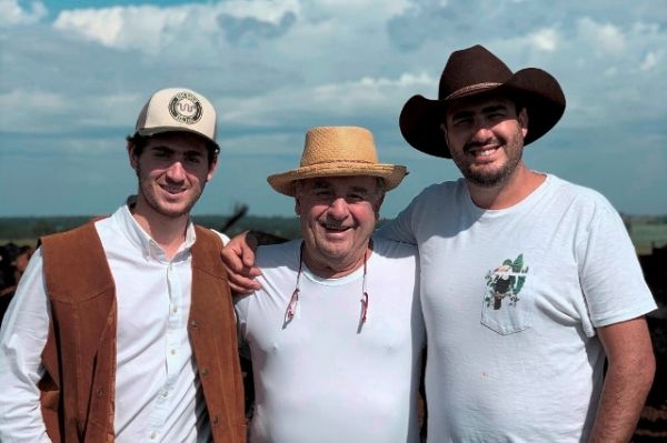 Criadores brasileiros terão novas linhagens em remate da raça Brangus