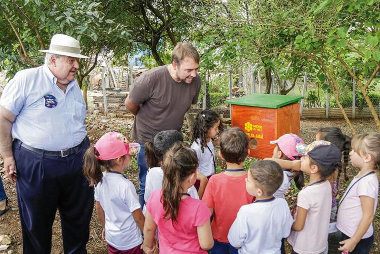 Curso do SENAR-PR inspirou projeto Jardins de Mel, em Curitiba 