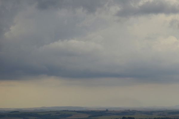 Com influ&ecirc;ncia de La Niña primavera deve trazer chuvas